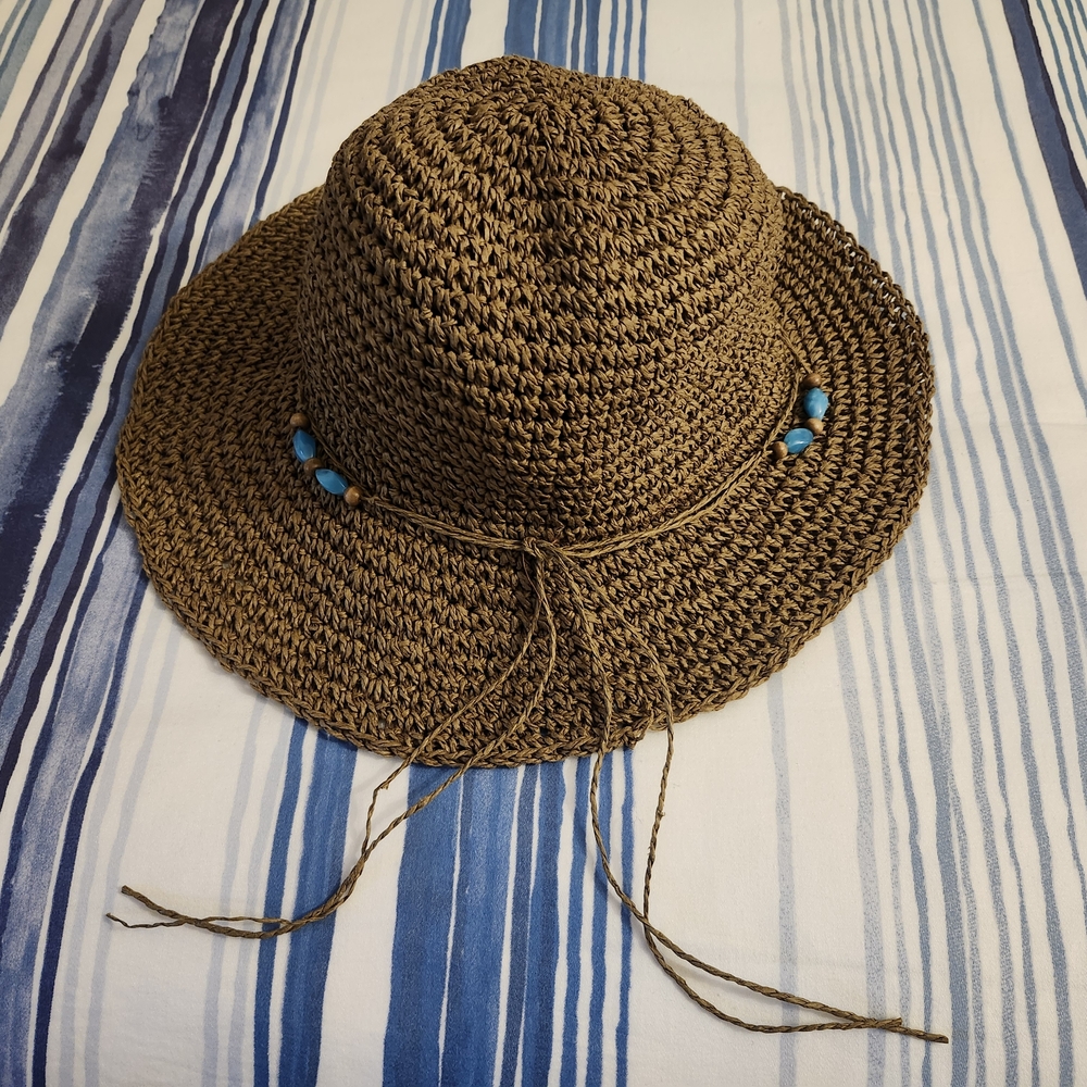 Women’s Brown Straw Sun Hat with Turquoise Bead Accent